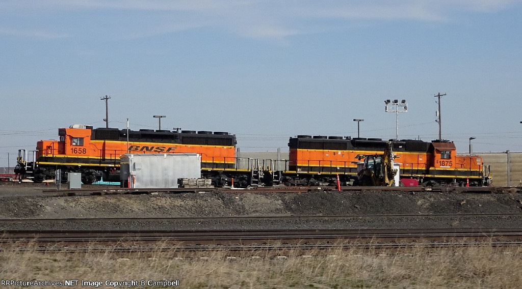 BNSF 1658-BNSF 1875